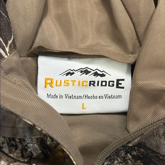 Big Kids Camouflage Hooded Jacket - Picture 2 of 5